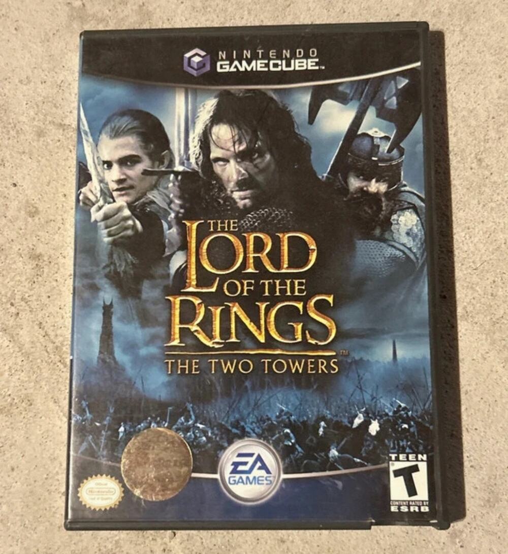 Lord of the Rings The Two Towers Nintendo GameCube 2001 Black Label CIB Complete
